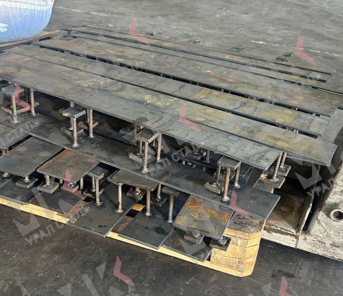 Закладная деталь ЗФ-16/4/К140-1.0-б НФ 108 мм - 190х190 мм в Сургуте
